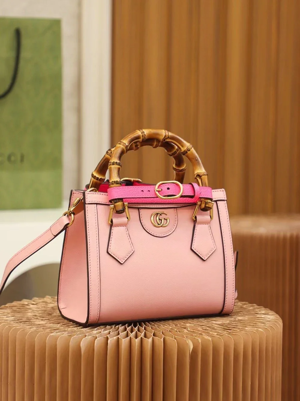 Gucci Diana Mini Top Handle Bag Pink